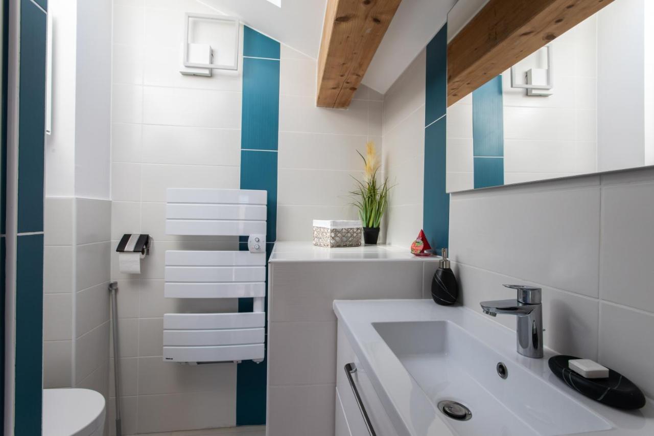 Le Coq Charmant Petit Studio En Centre Ville D'Embrun Exteriör bild